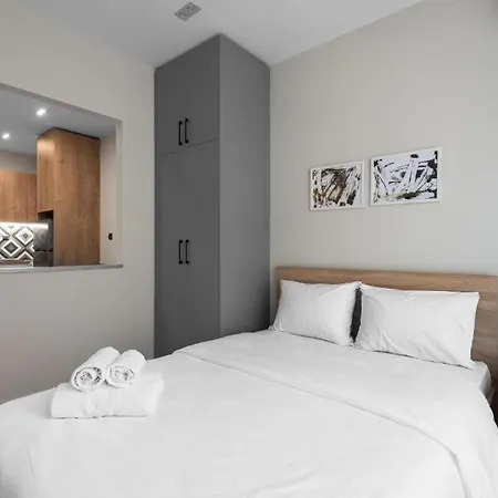 Avenue & Apartments, Nilie Hospitality Mgmt *