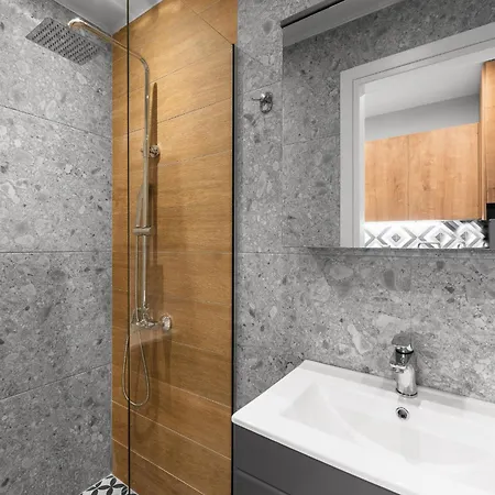 Lejlighed Avenue & Apartments, Nilie Hospitality Mgmt