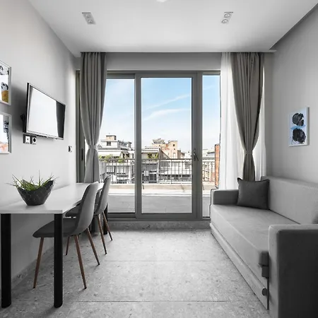 Avenue & Apartments, Nilie Hospitality Mgmt